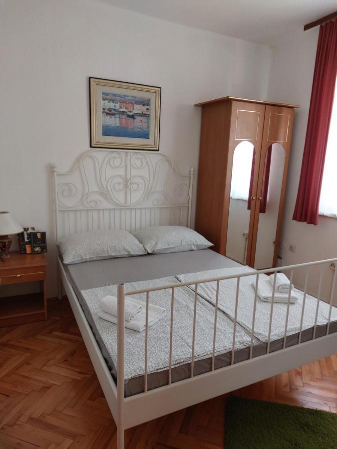 Orange City Apartment'S Repic Biograd Na Moru Ngoại thất bức ảnh