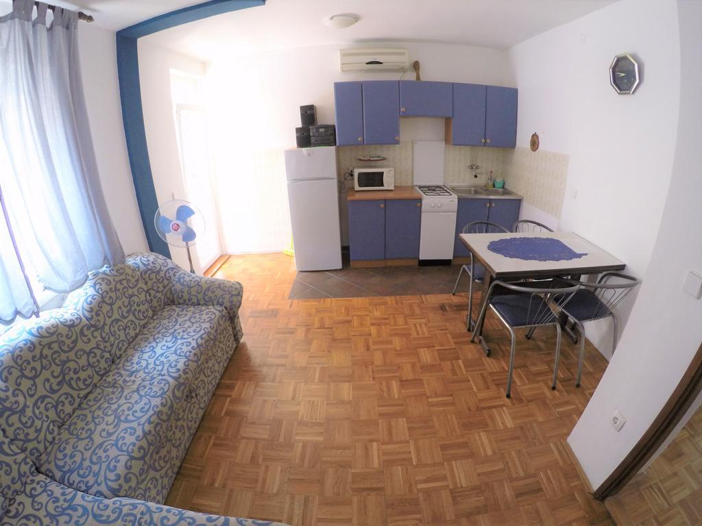 Orange City Apartment'S Repic Biograd Na Moru Ngoại thất bức ảnh