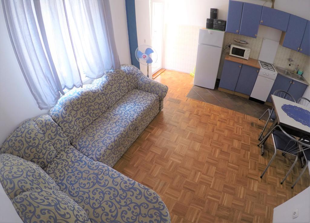 Orange City Apartment'S Repic Biograd Na Moru Ngoại thất bức ảnh