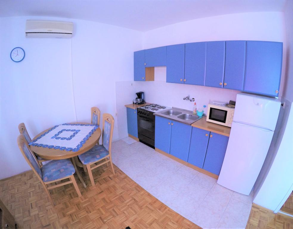 Orange City Apartment'S Repic Biograd Na Moru Ngoại thất bức ảnh